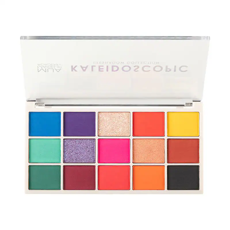 15-Shade-Palette-Kaleidoscopic-LID-OFF_57b8c5b2-fa11-453d-84f0-14faa7a57855 لوحة ظلال العيون المكونة من 15 لونًا من موا - الصورة 1