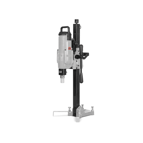 مثقاب خرسانة كراون 260 مم تبريد بالماء 3200 وات CROWN CT32027 مثقاب خرسانة CROWN CT32027 بقدرة 3200 وات، يعمل بنظام التبريد بالماء، يدعم الحفر حتى قطر 260 مم باستخدام لقم الكور الماسية، بسرعة 750 دورة/دقيقة، مناسب لتخريم الخرسانة المسلحة والطوب والحجر في المشاريع الاحترافية والمقاولات.