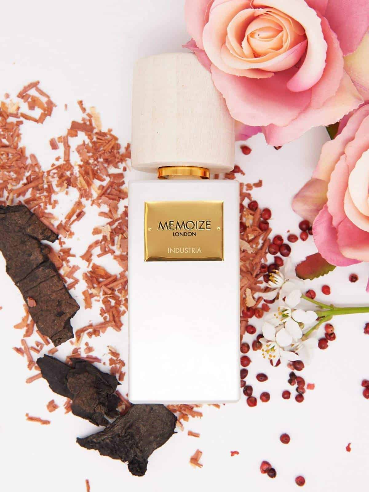 Memoize London Industria (2) عطر اندوستريا من ميمواز لندن - الصورة 1