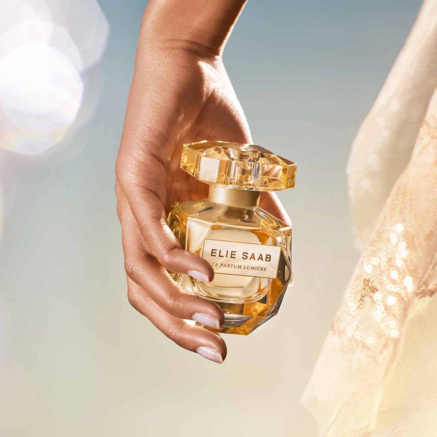 Elie Saab Le Parfum Lumiere-2 عطر لي بارفام لوميير من إيلي صعب - الصورة 1