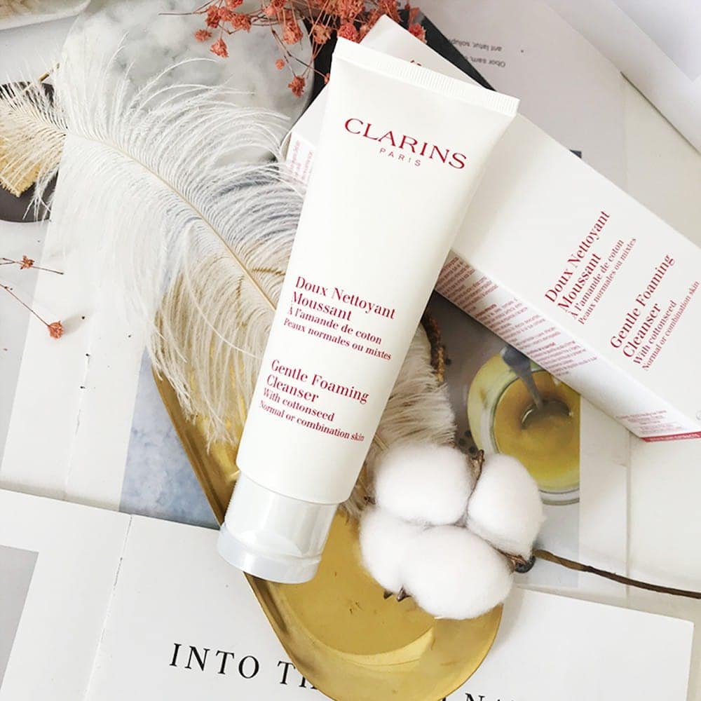 Clarins Gentle Foaming Cleanser With Cottonseed غسول رغوي للوجه بخلاصة بذور القطن من كلارنس - الصورة 1