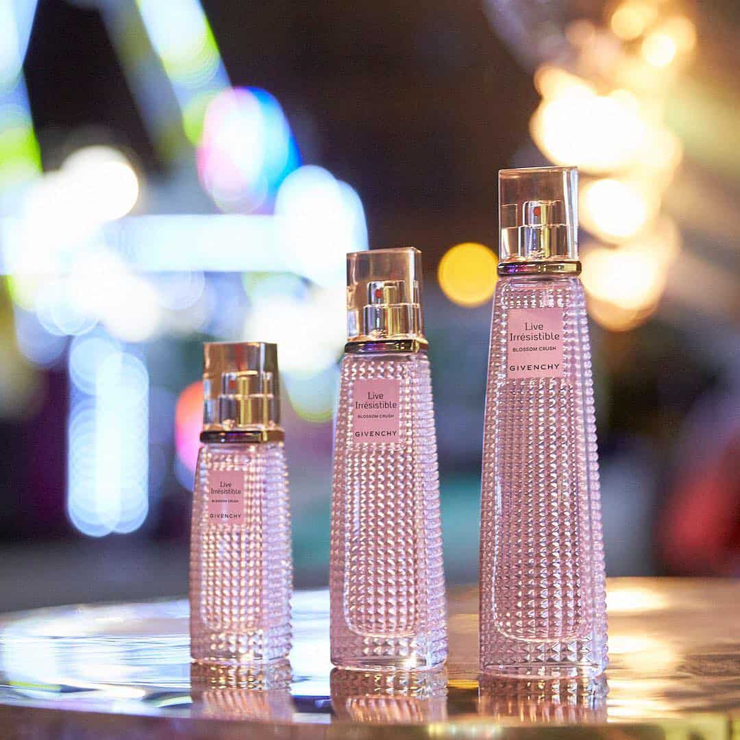 Givenchy Live Irrésistible Blossom Crush عطر لايف اريزيستبل بلوسوم كراش من جيفنشي - الصورة 1