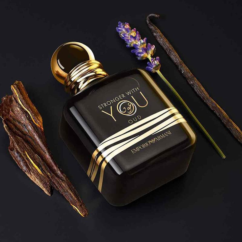 ⁦عطر سترونغر ويذ يو عود من جورجو أرماني⁩ - الصورة ⁦2⁩