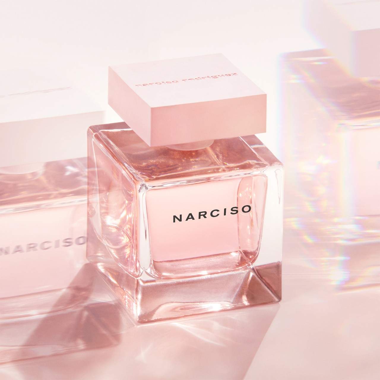 Narciso Rodriguez Eau de Parfum Cristal عطر نارسيسو كريستال من نارسيسو رودريغز - الصورة 1
