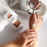 ⁦كريم زيت جوز الهند لليدين⁩ - الصورة ⁦2⁩