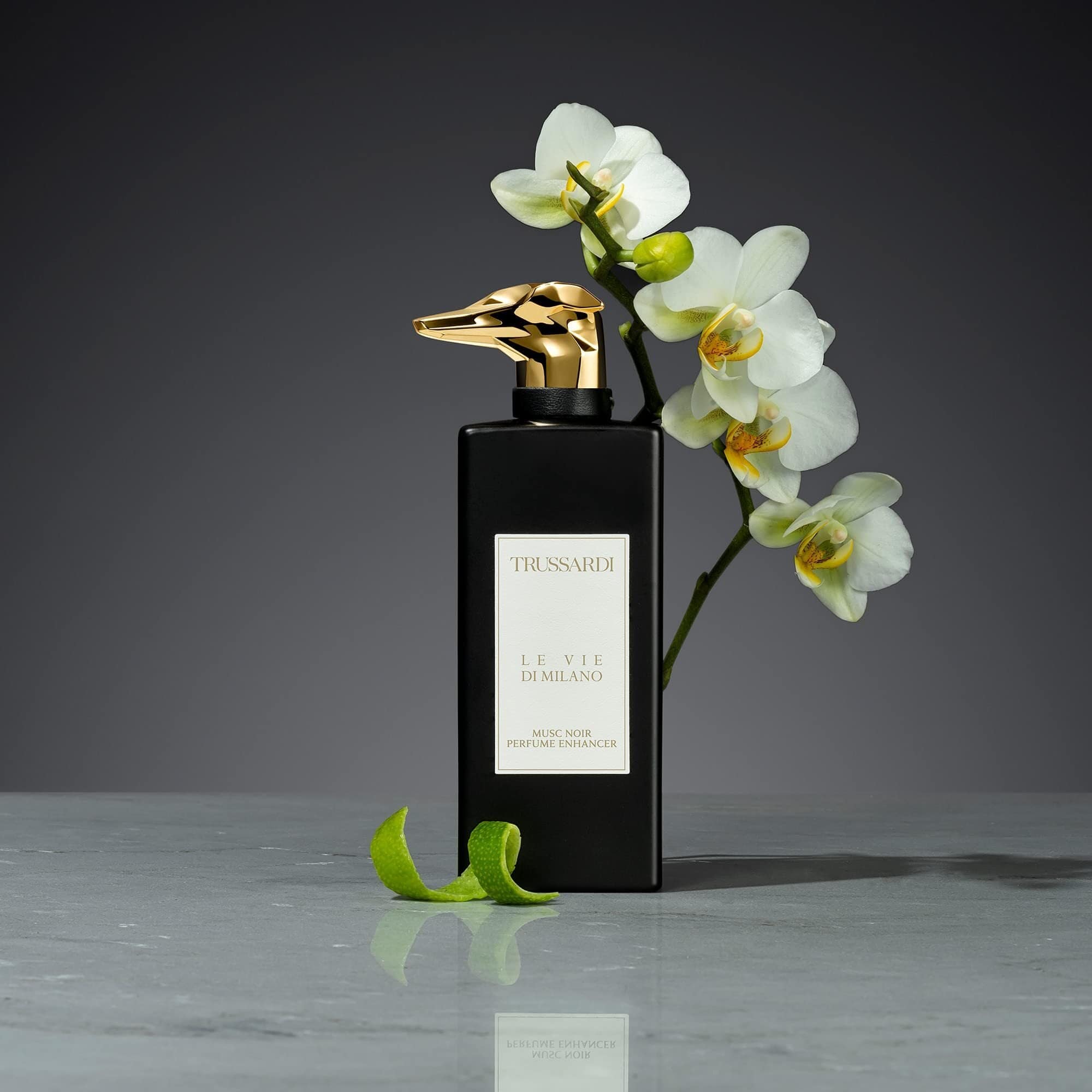 Trussardi Musc Noir Perfume Enhancer عطر لو في دي ميلانو مسك نوير برفيوم انهانسير من تروساردي - الصورة 1