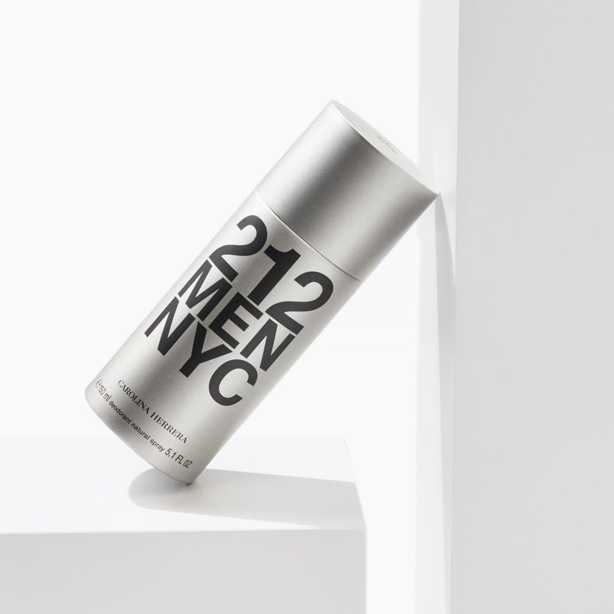 ⁦مزيل بخاخ 212 ان واي سي الرجالي من كارولينا هيريرا⁩ - الصورة ⁦1⁩