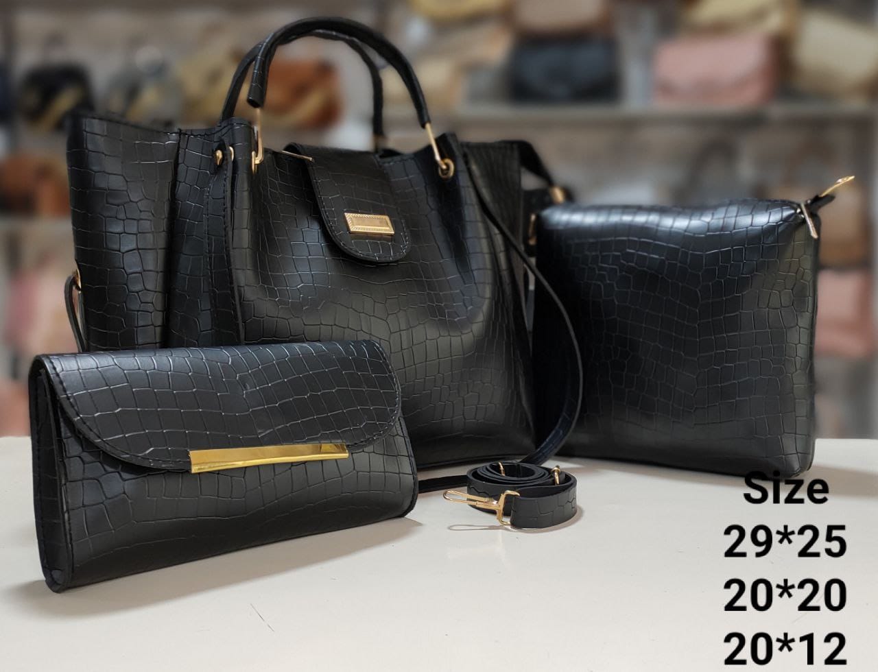 product-1724737859-2 عرض ال٣ شنط - الصورة 1