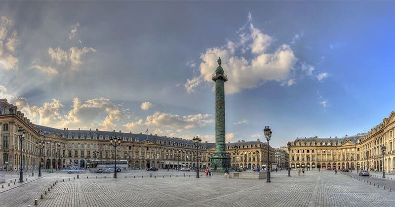 place-vendome in Paris is a popular shopping area known for it's jewellery stores