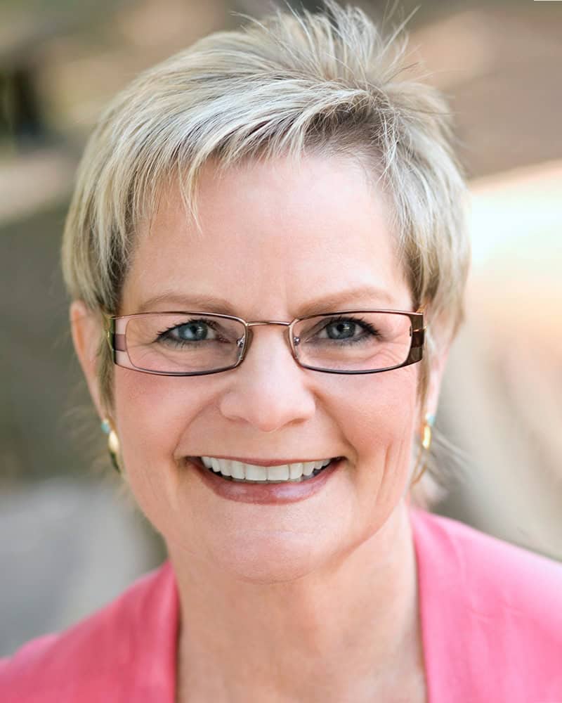 Sara Zeff Geber headshot