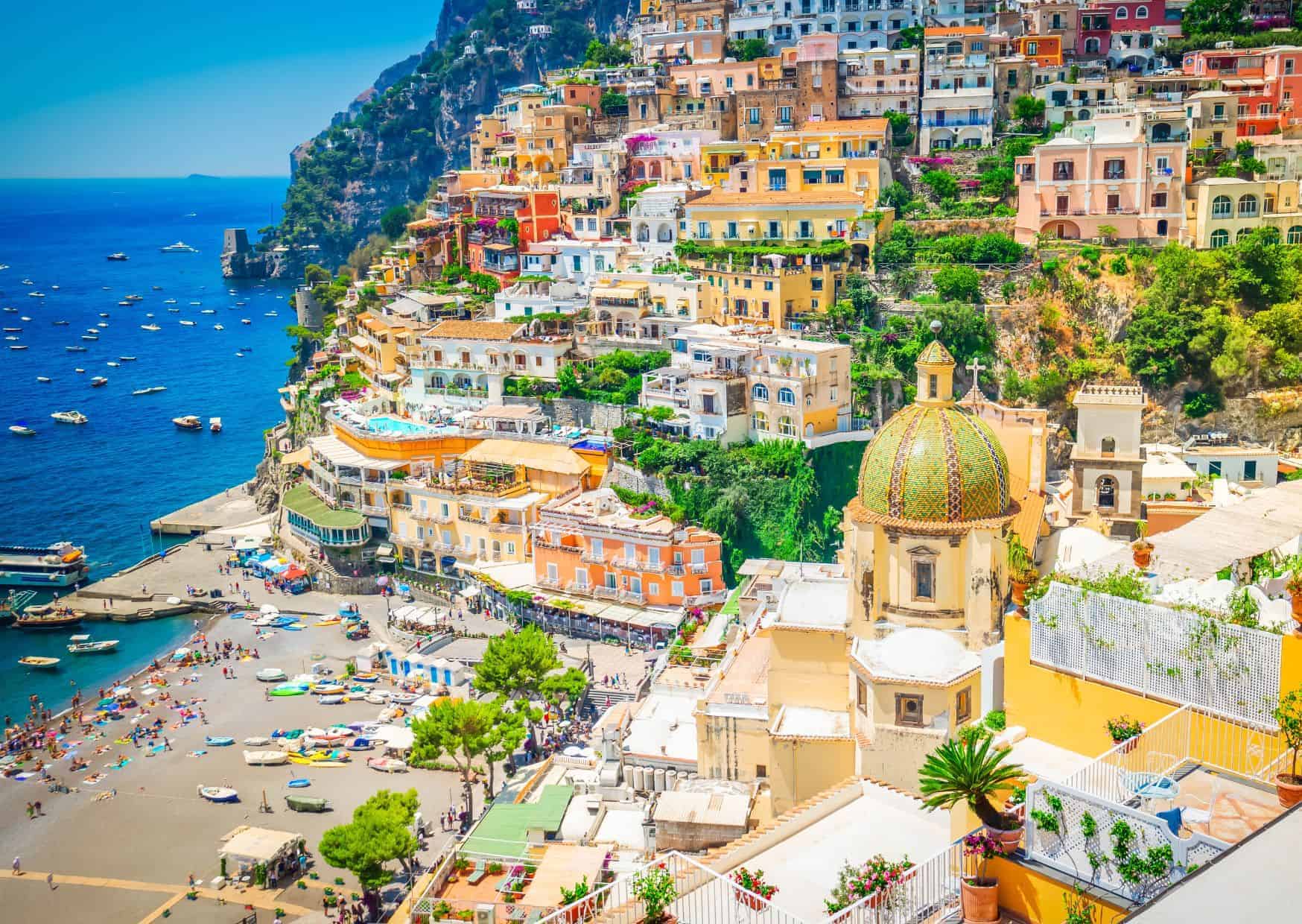 11 Most Beautiful Towns In The World 4 9 Most Colorful Towns in Italy, 11 Most Beautiful Towns In The World