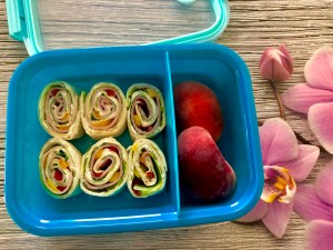 Babeczki maślane w posypkach - 43106AF6 F5A6 4B8D AD59 5808B2533F7F