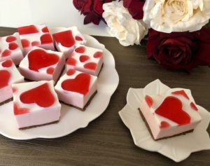 Jogurtowa panna cotta z musem truskawkowym - 229E34B3 9991 419A A23D E94064D7B4E5