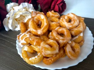 Pączki i faworki karnawałowe - najlepsze przepisy na tłusty czwartek! - 80618949 B9EB 4E3B 9C65 CD6075A6219F