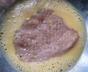 Wystarczy jeden składnik, aby uzyskać mega chrupiące i soczyste kotlety! - 3AE0B828 D1DA 4BE0 A1A0 55FA7FE76101