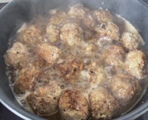 Makaron z pulpecikami w sosie carbonara - A4F2E36A 5563 40AA 9A96 BACF14B71737