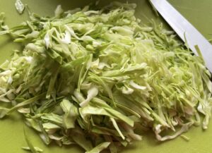 Chrupiąca surówka z młodej kapusty - BD52998F C9CD 4E13 A2D6 0757185B7431