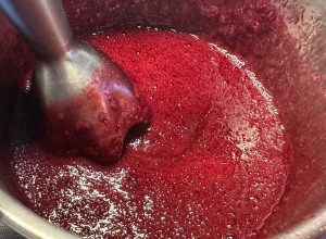 Torcik bezowo-jagodowy - IMG 2972