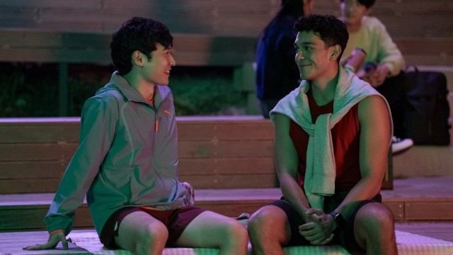 Jin and Q smile at each other in XO, Kitty