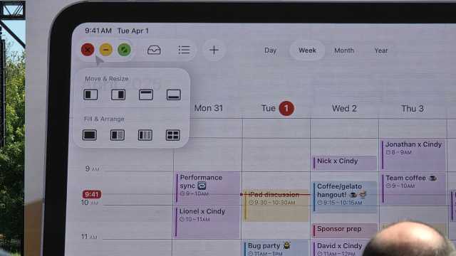 New iPadOS windows shown at WWDC 2025