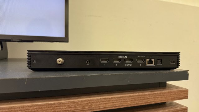 Samsung Wireless One Connect Box for Frame Pro, rear