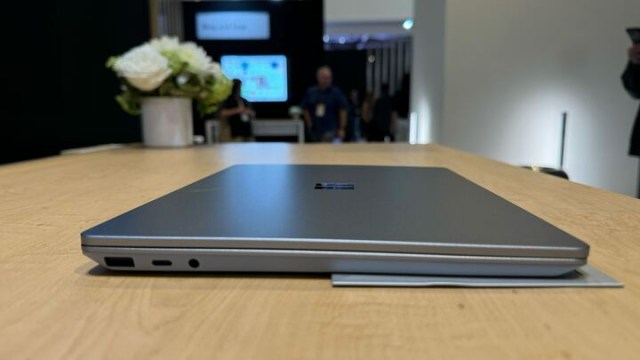 Surface Laptop Go 3