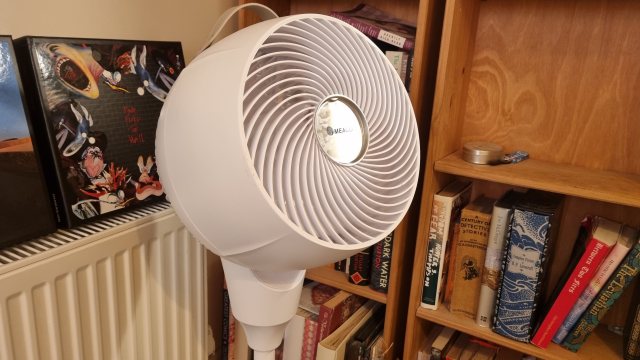 Meaco 1056P fan in bedroom