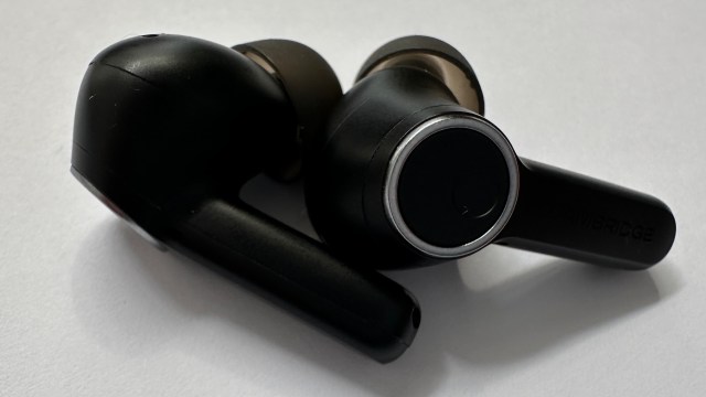 Cambridge Audio Melomania A100 on white background