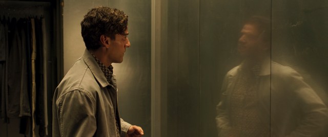 Steven Grant and Marc Spector having a face to face for the first time.