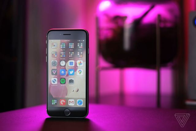 The Apple iPhone SE is a great choice if you want a phone that lasts for years.