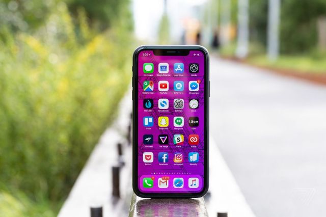 iPhone XR