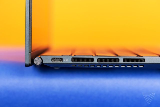 The port on the left side of the Asus Zenbook S 13 OLED.