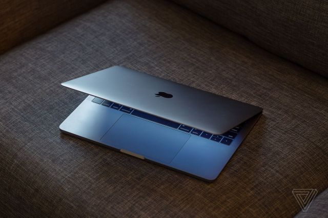 macbook pro 2016