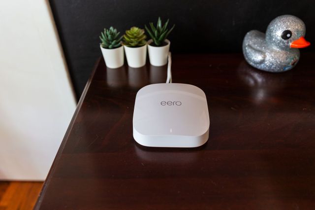 Eero Pro 6E on desk
