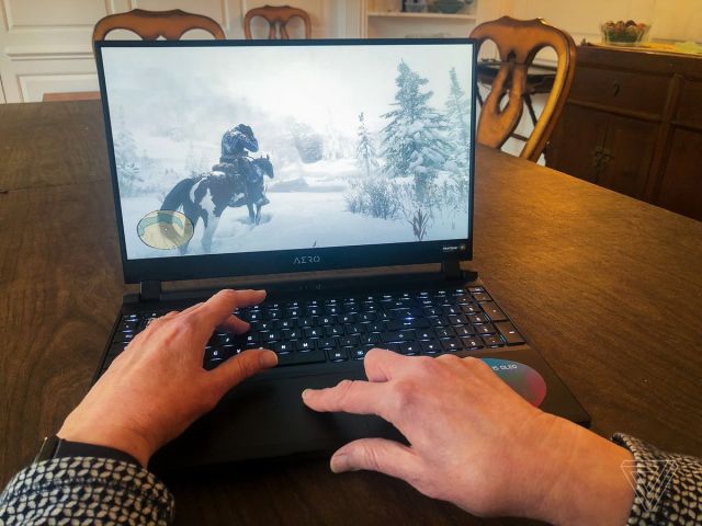 Gigabyte Aero 15 running Red Dead Redemption 2.