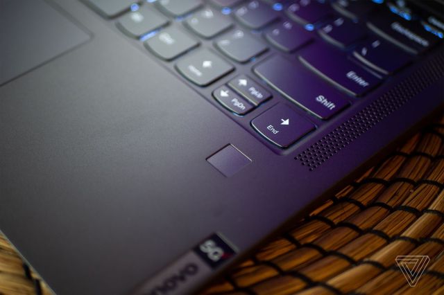 Lenovo Flex 5G