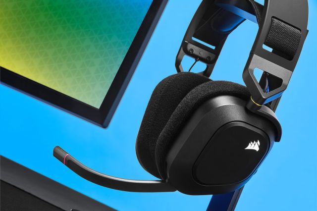 Corsair HS80 RGB Wireless