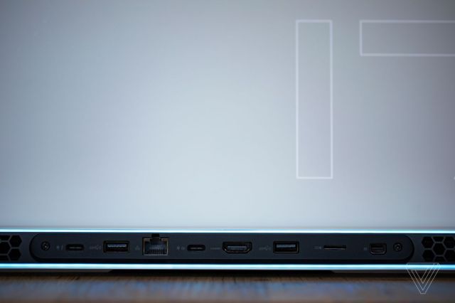 Alienware X17