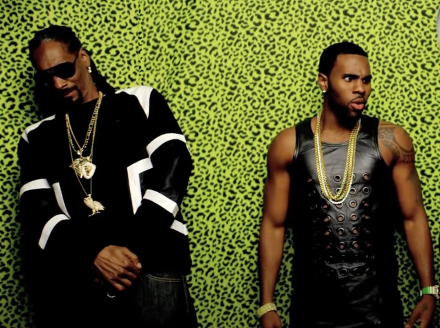 Image of Jason Derulo and Snoop Dogg looking off-screen with surprised faces.