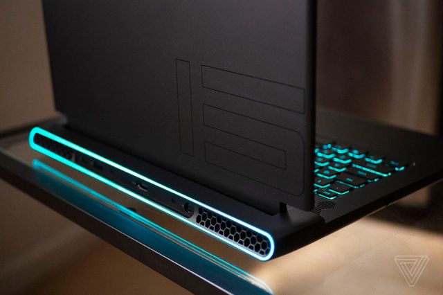 Alienware M15 R5 Ryzen Edition
