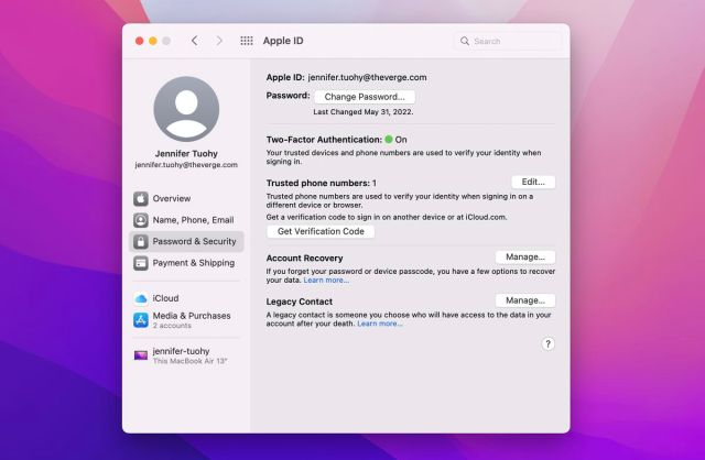 Apple’s System Preferences window for Apple ID