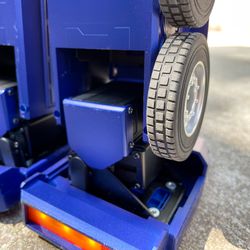 The ankle provides the clearest views of one of the 27 servo motors that power Optimus.