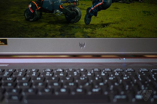 Acer Predator Triton 300 SE