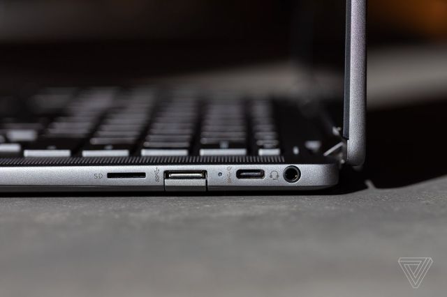 The ports on the right side of the HP Chromebook x360 14c.