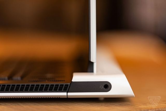 Alienware X17