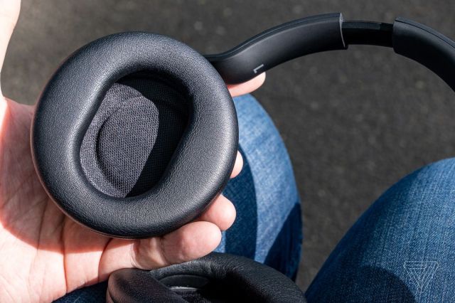 An image of the soft earpads on the Surface Headphones 2.
