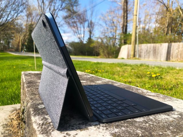 Best Cheap Laptop 2021: Lenovo Chromebook Duet