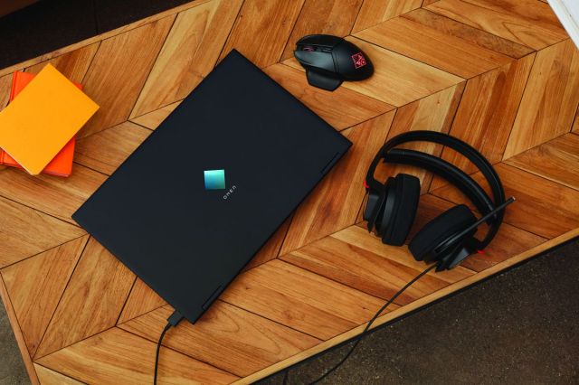 HP Omen 15’s new diamond logo