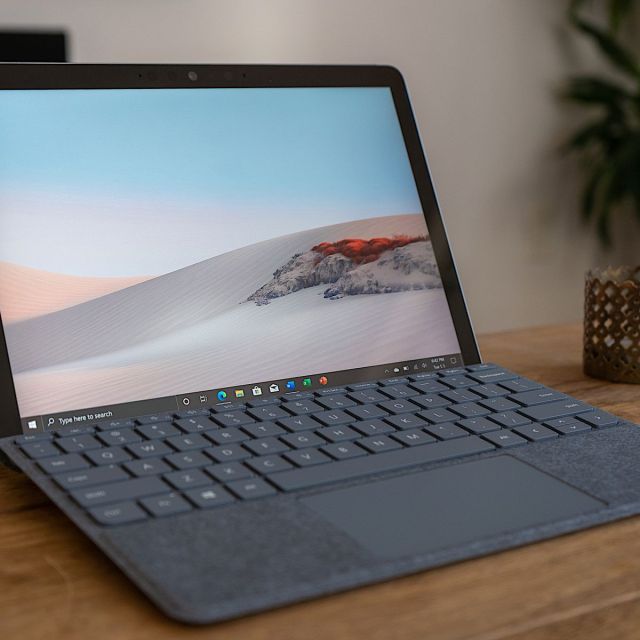 Best Cheap Laptop 2021: Microsoft Surface Go 2