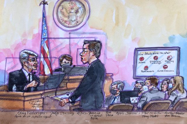 Craig Federighi addresses the court